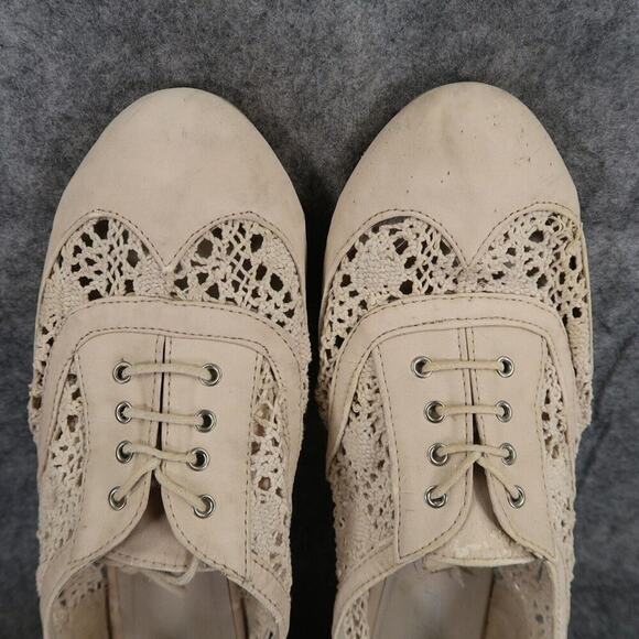 Wanted Shoes Womens 9 Oxford Flats Fashion Crochet Casual Lace Up Neat Beige - Picture 9 of 16